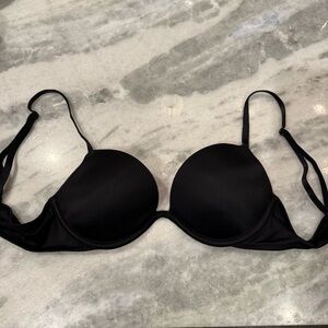 Victoria secret bra 34B